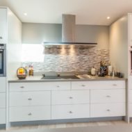 Smooth Painted Modern Kitchen